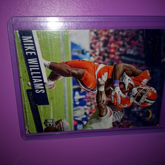 Mike Williams Base rookie in college uni - Picture 2 of 5